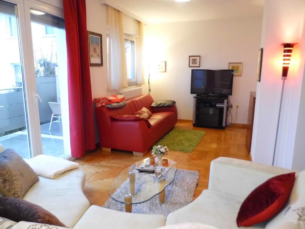 Apartments And Rooms Trsje Ζάγκρεμπ Εξωτερικό φωτογραφία